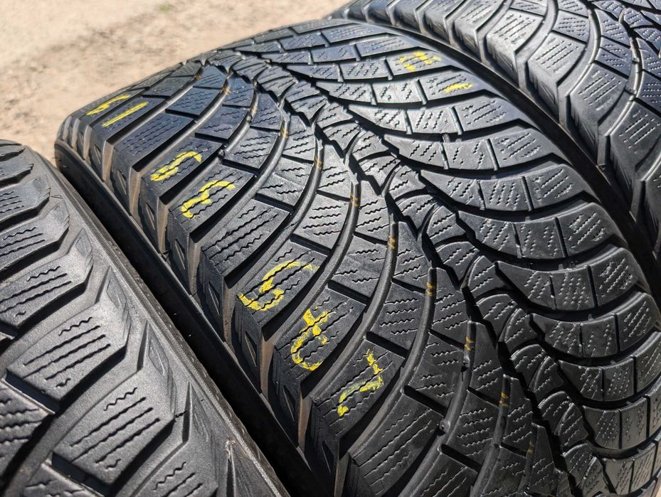 # SET 4 Anvelope Iarna 240/40 R19 + 275/35 R19 KUMHO WinterCraft WP71 - XL | Pret/buc