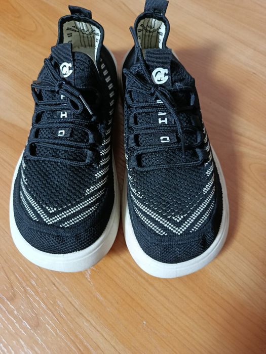 Продам женскую обувь