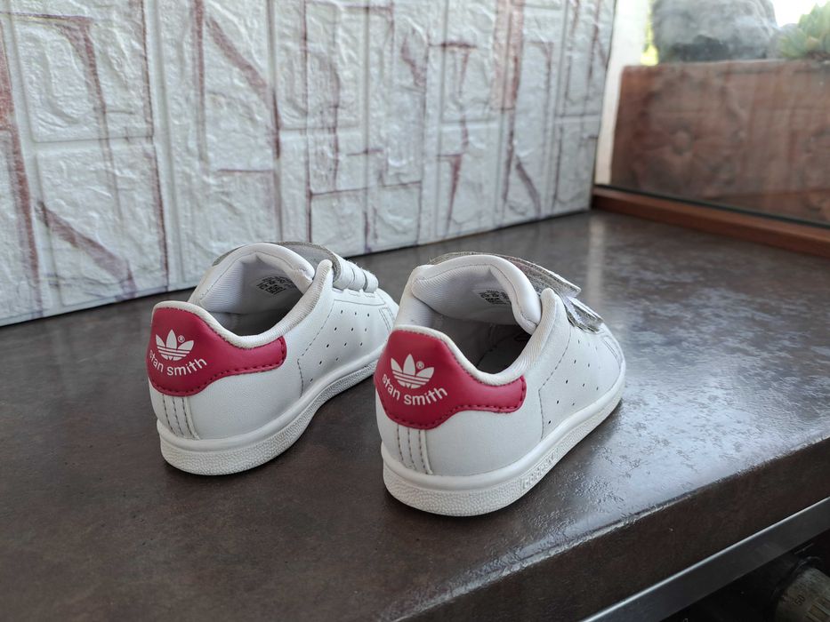 детски маратонки,кецове,спортни обувки,адидас,Adidas,номер 23