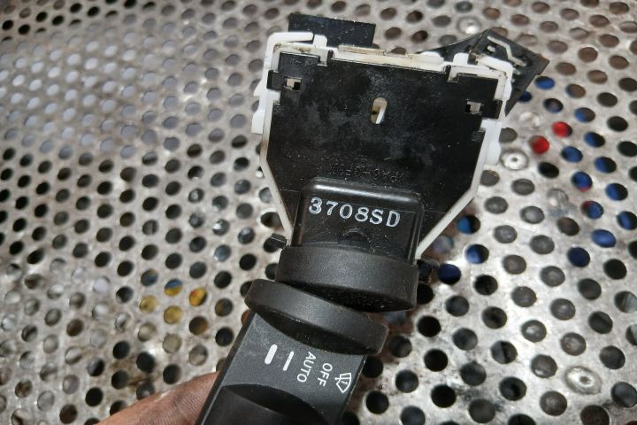 Maneta stergatoare parbriz si luneta 3708SD 3708SD Nissan Qashqai pri