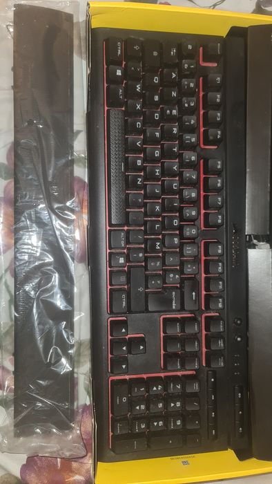 Tastatura Corsair k68 ca noua