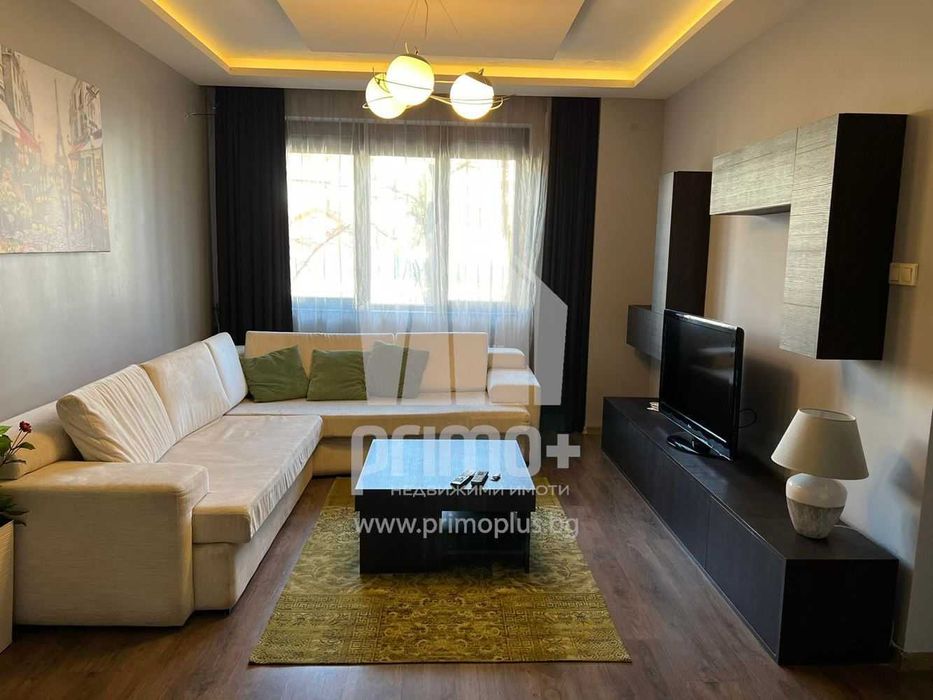 Тристаен апартамент под наем София-  „Красно село“  Без комисионна .