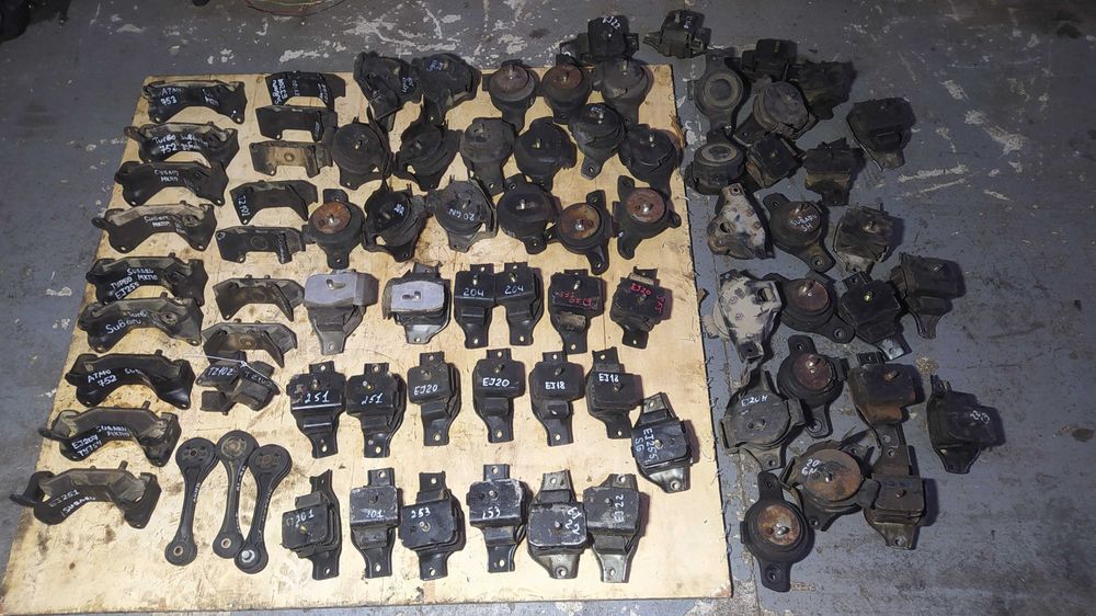 Подушки двигателя коробки МКПП АКПП Subaru