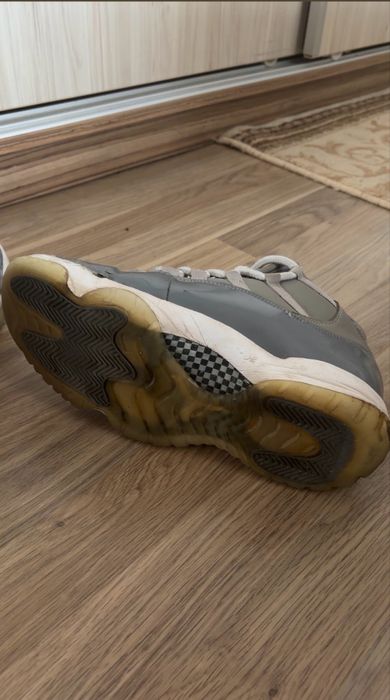 Jordan 11 Grey 42