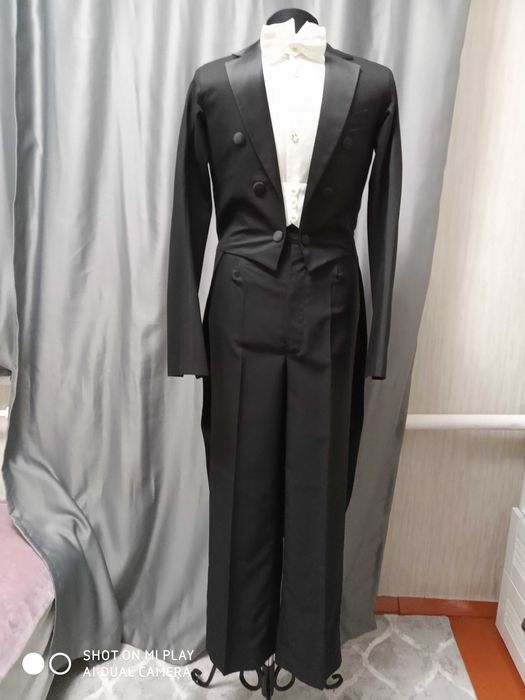 Фрак для бальных танцев