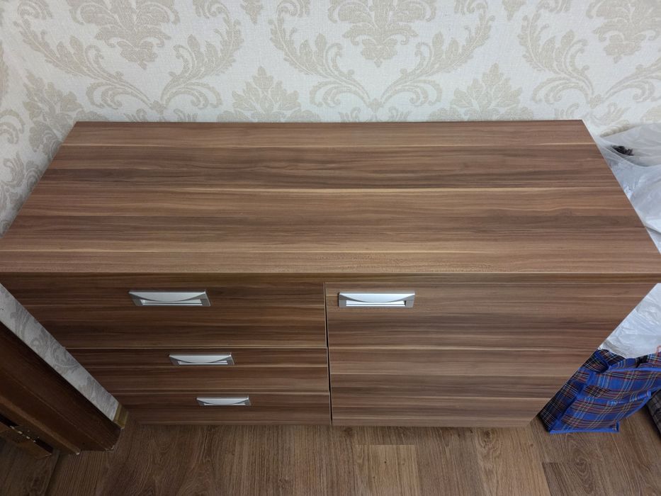 Продаётся набор мебели для спальни. Б/у