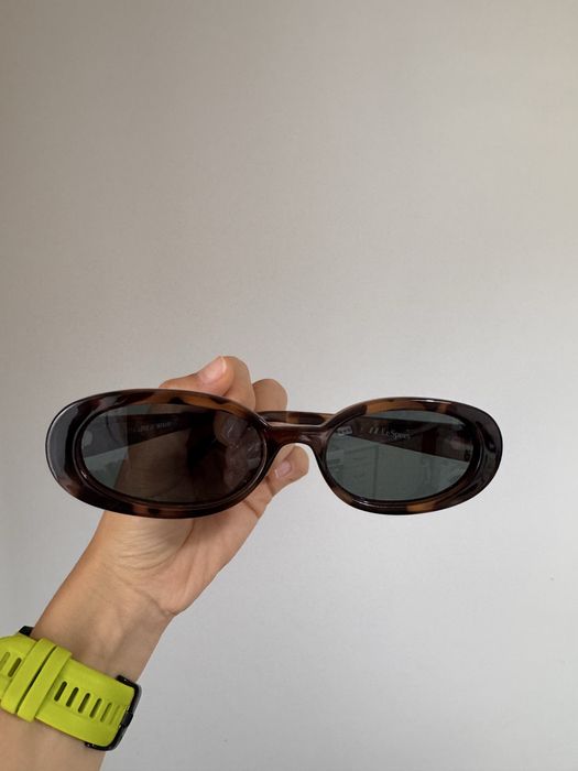 Очки Le specs outta love