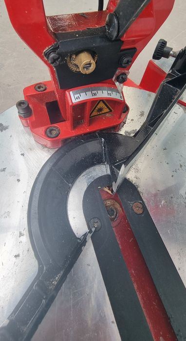 Акумулаторен настолен цирколяр Enhell