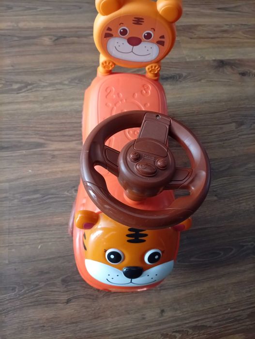 Детска кола за яздене