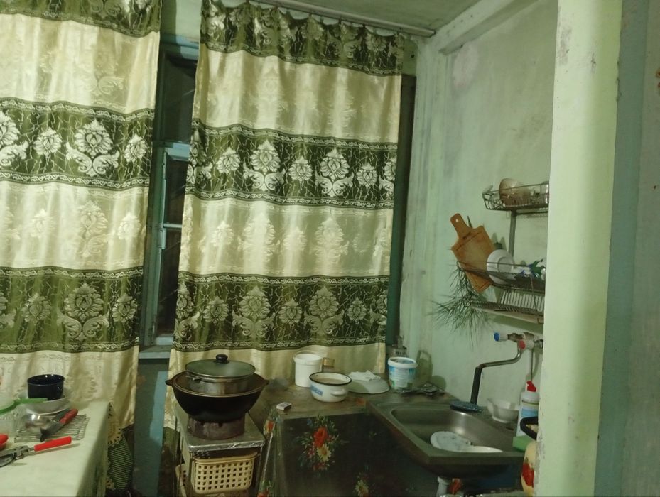 Продается квартира срочно  в центре Ферганы , Сотилади Фаргона шахрида