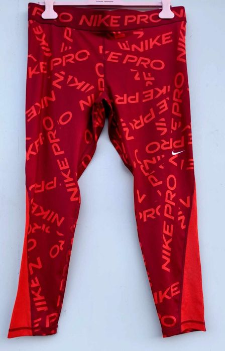 Nike оригинален дамски клин нов Л размер