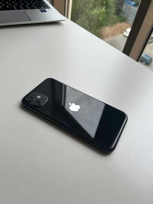 Iphone 11, 128 gb, АКБ 77%. В ремонте не был