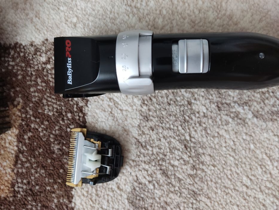 Mașină de tuns BaByliss Pro FX660SE – fără fir, 5 piepteni