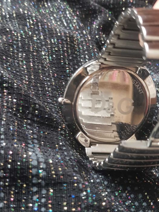 Оригинален ръчен дамски часовник D&G.