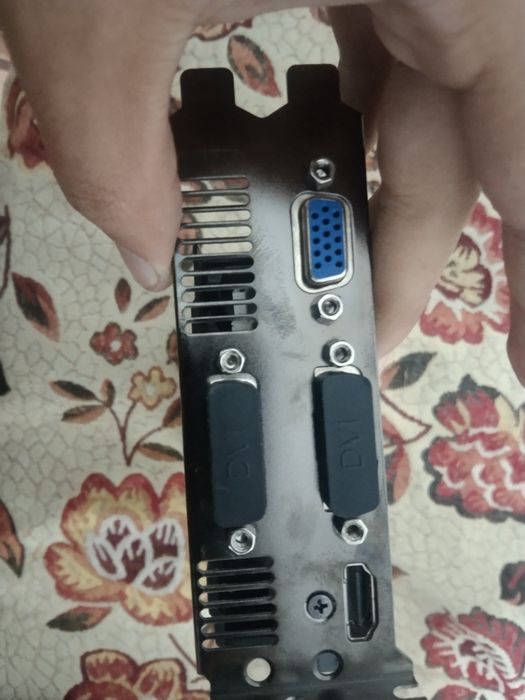 Продам gtx 750 ti с дефектом