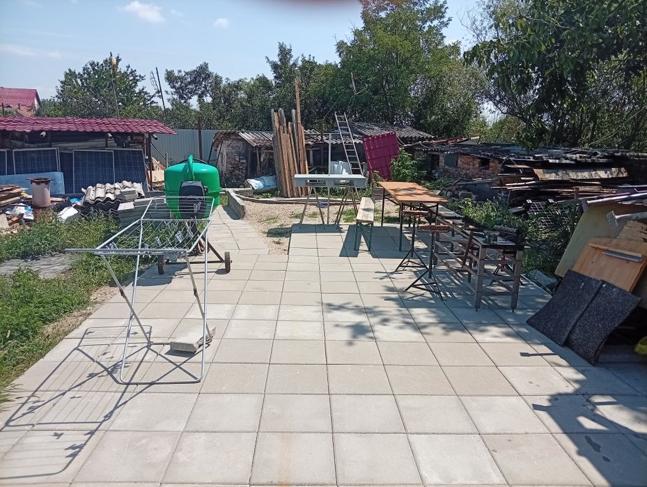 Vând teren pentru loc de casa