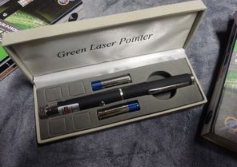 Лазер зелёный мощный