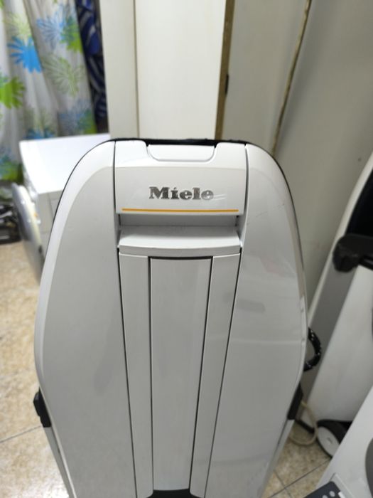 Гладачна система Miele B4847 FashionMaster