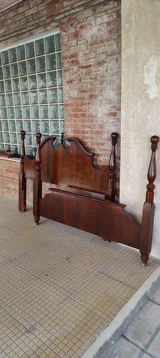 Американски скрин масив Bassett