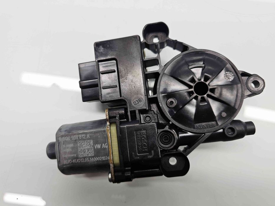 Motoras geam dreapta spate Volkswagen Golf 7 (5G) [Fabr 2014-prezent]