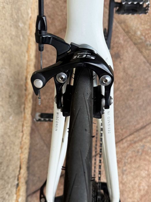 -Vand Cursiera CARBON -TREK -SHIMANO 105-11 pinioane-stare IMPECABILA!