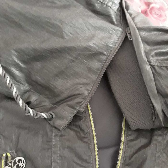 Зелено Яке с качулка