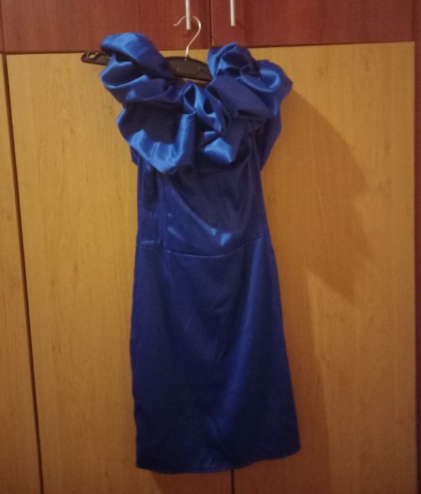 Rochie elegantă albastră