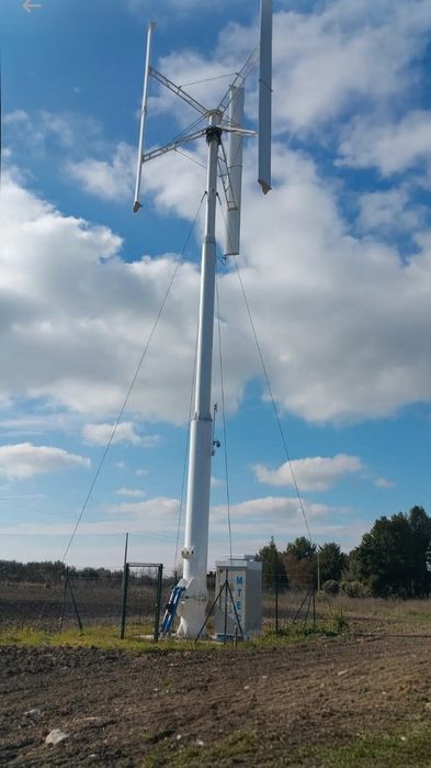 Eoliana 10kw cu stâlp de 12 m ridicare hidraulica