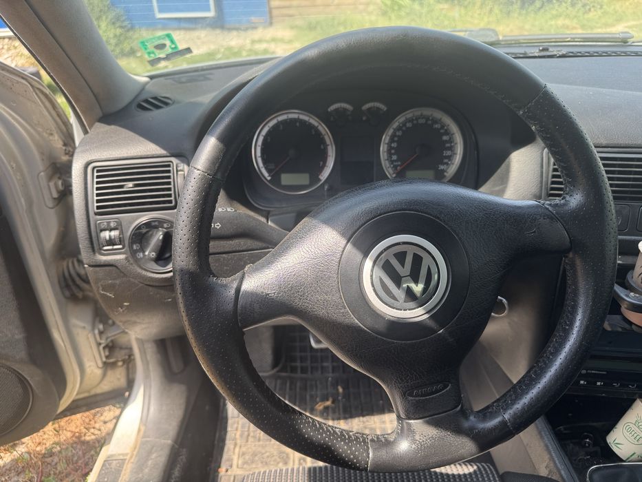 VW golf 4 2.3 v5 на части