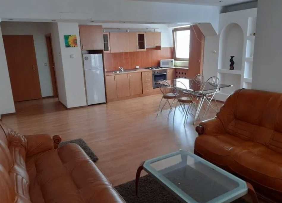 Дава се под наем Тристаен апартамент в Пловдив, Младежки Хълм - 75 кв.м за 188.7 € - Снимка #1