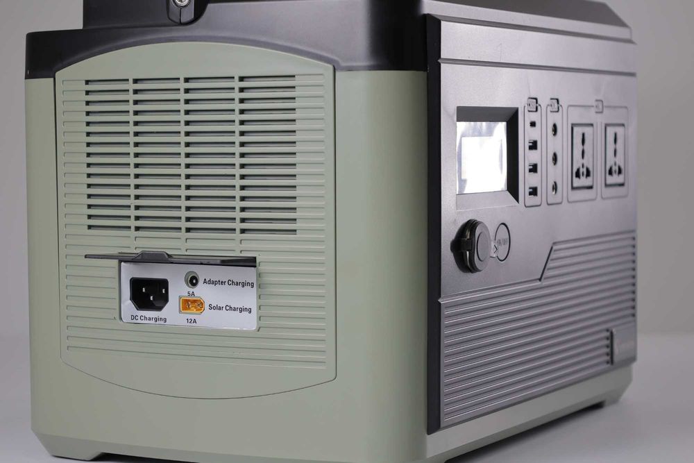 Портативная электростанция YL -2000