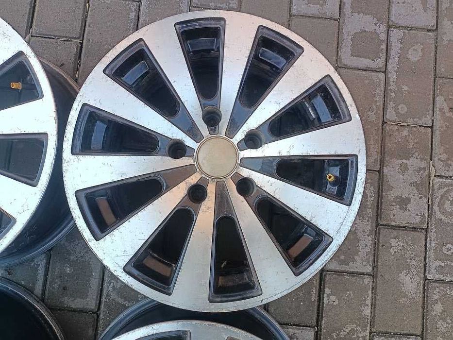 Продам легкосплавные диски на BMW 5 e39