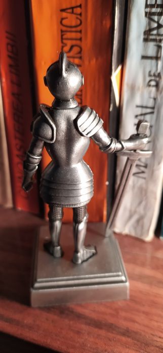 Ascuțitori din metal