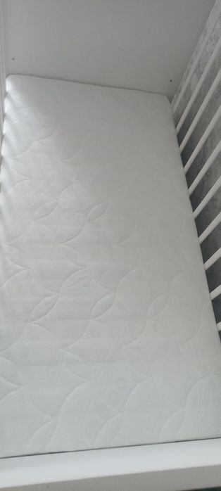 Продам детскую кроватку.