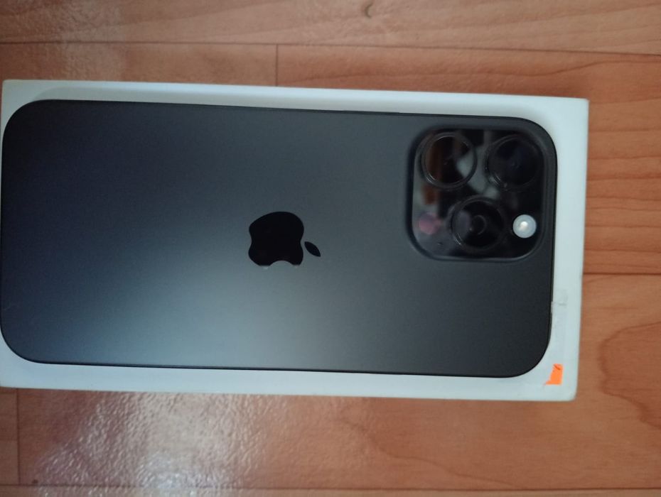 Iphone 16 pro max E sim