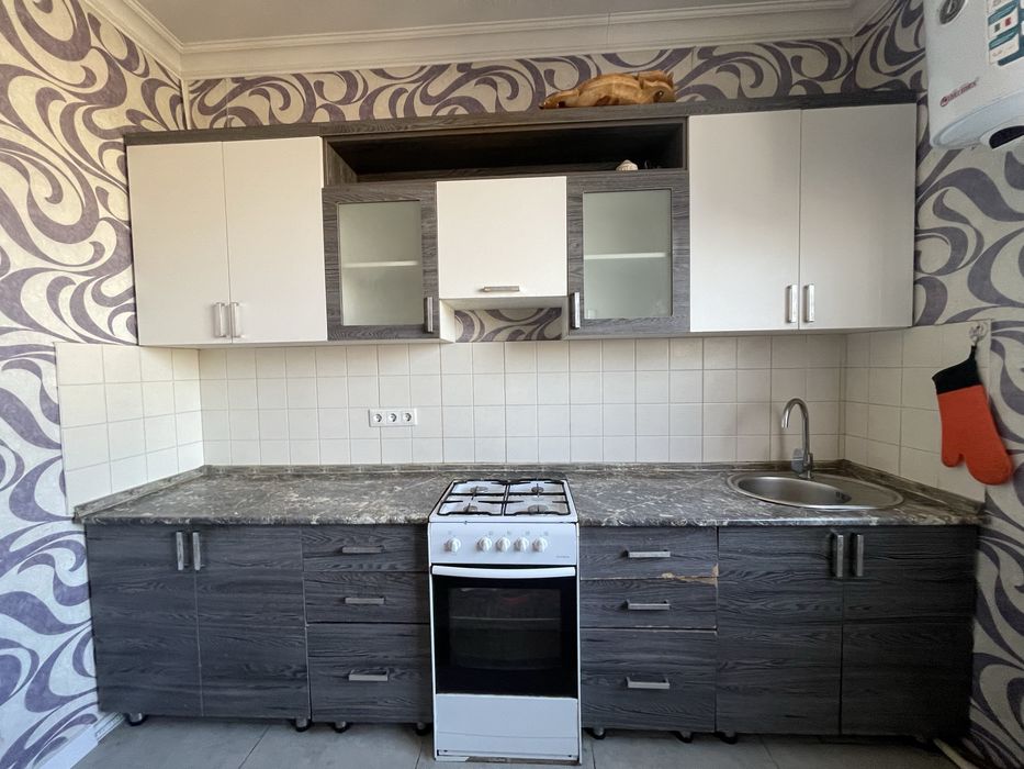 Продам кухонный гарнитур — 50 000 ₸.