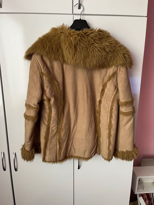 Дамско късо палто