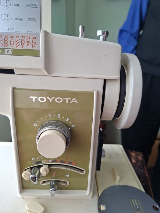 Masina de cusut Toyota M16