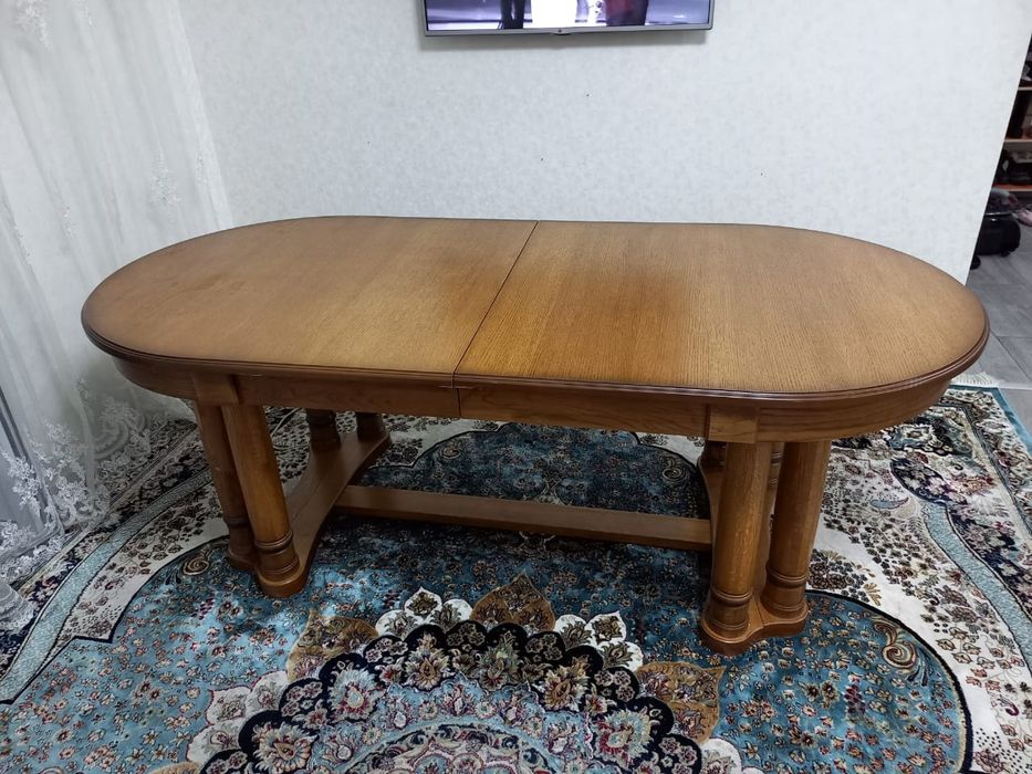 Дубовый стол "Атлант Р"