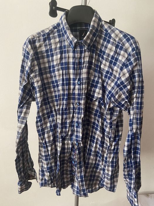 Утюг,подставка,мужская одежда