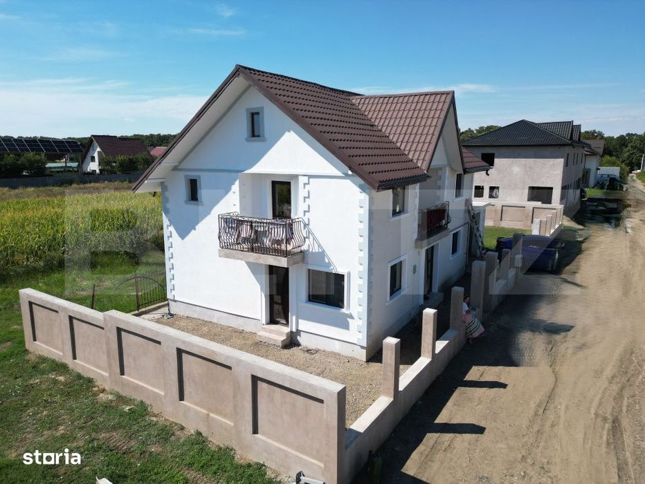Casa cu 5 camere + garaj , situata in Valea Ursului