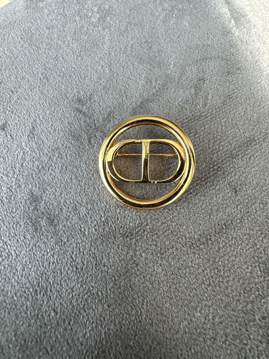 Brosa Chic Gold Dior