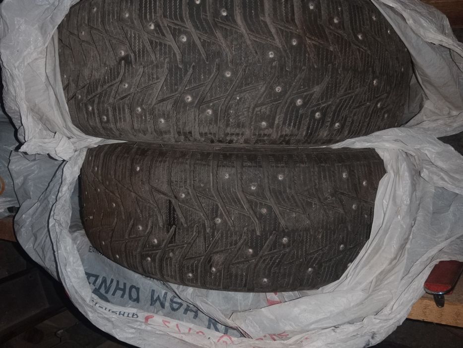 Продам резину на 16 205 на 60