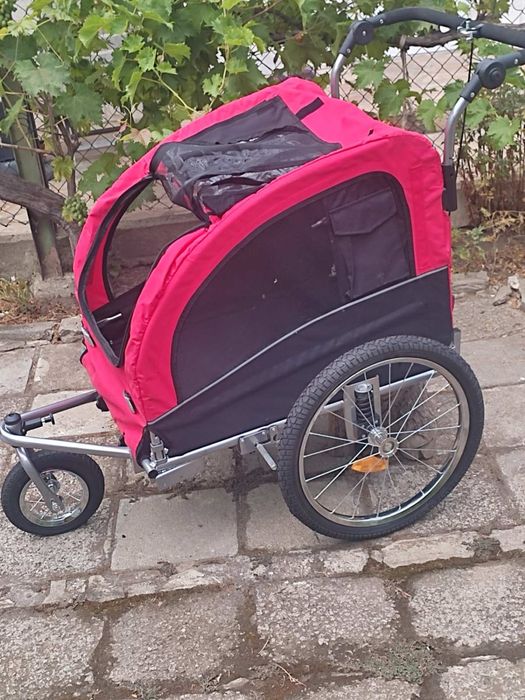 Количка за дете или домашен любимец