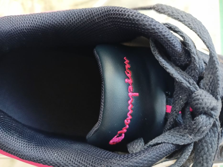 Vand  sneakers champion originali  dama marimea 36