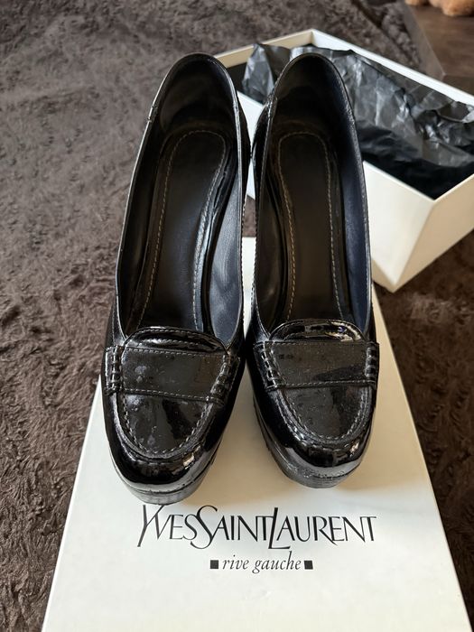 Обувки YvesSaintLaurent