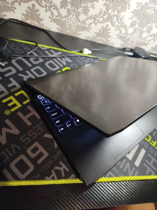 Игровой Lenovo Ideapad RTX 3050