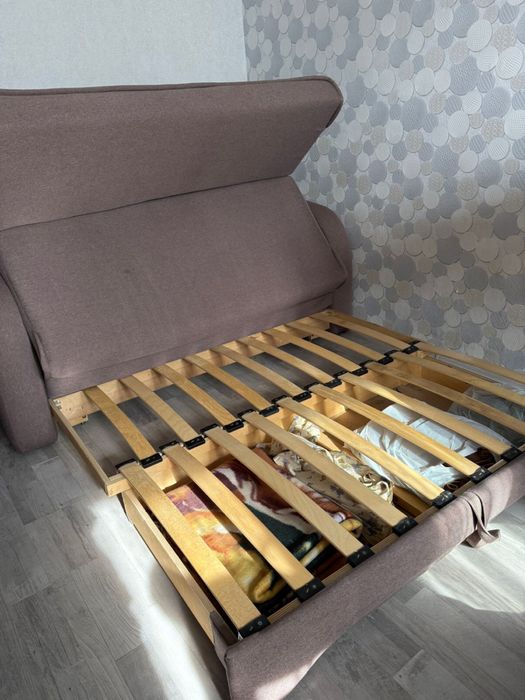 Диван в отличном состоянии