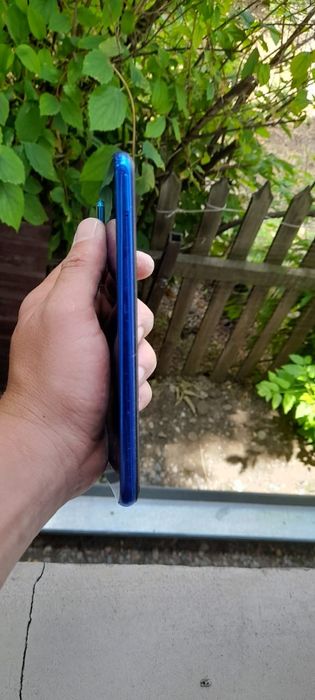 Продам Redmi Not 8/64g