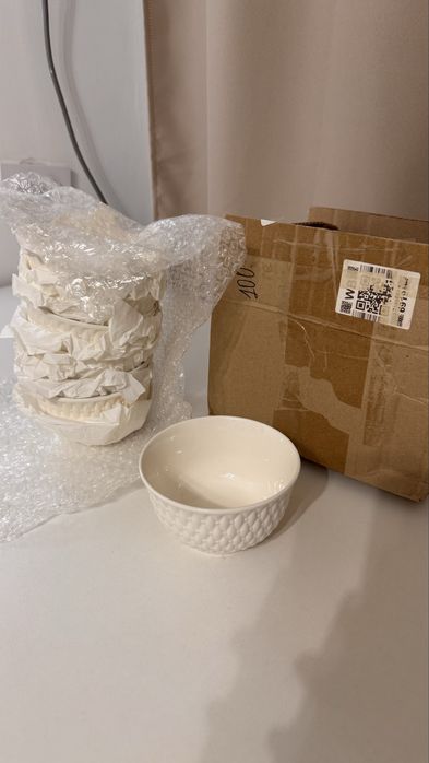 Продам кесешки 11шт и этажерку